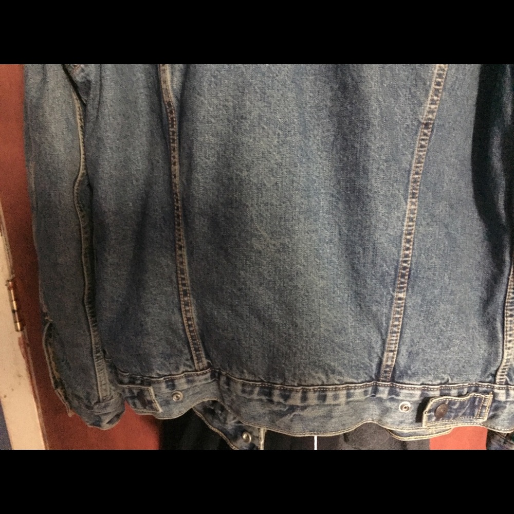 Jean jacket - Picture 3 of 7